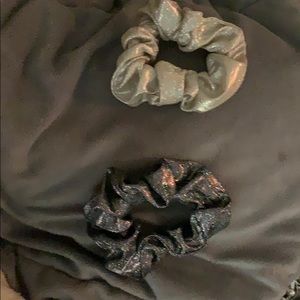 Shining  scrunchie set